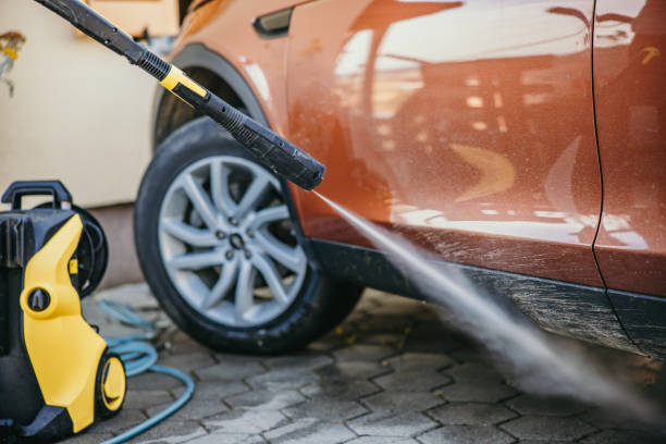 Best Roof Pressure Washing  in Geneva, NY